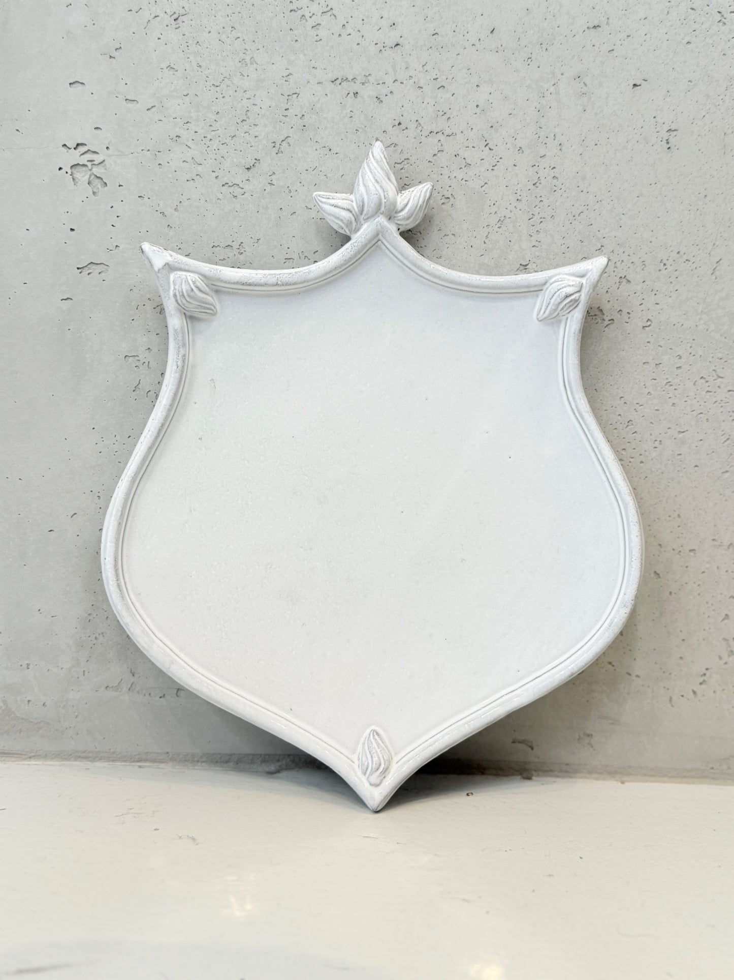 Astier de Villatte Ecusson Large Platter 2 L26,5 x B32 x H3 cm