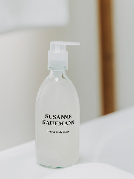 Shower/Shampoo